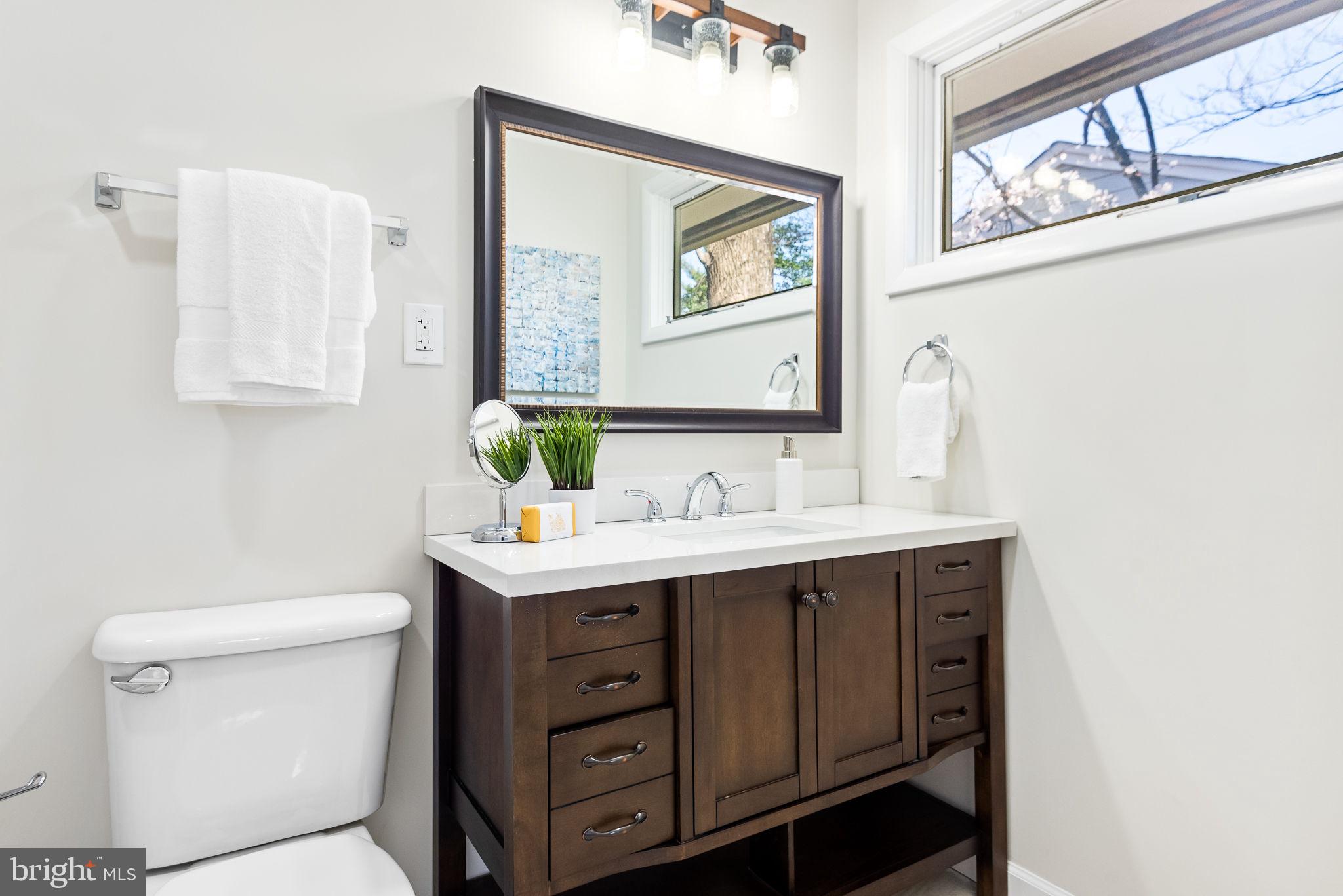 3701 Husted Drive Chevy Chase, MD 20815 - Photo 32 of 60