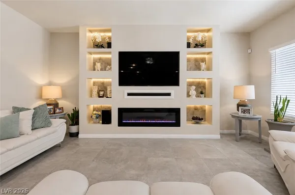 $519,999 | 3759 Andorian Avenue, North Las Vegas, NV 89084