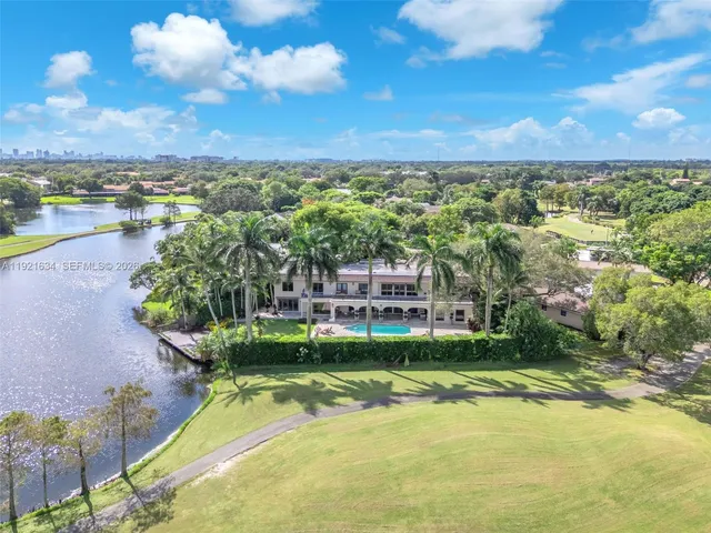 $4,995,000 | 2941 Fairway Drive, Hollywood, FL 33021
