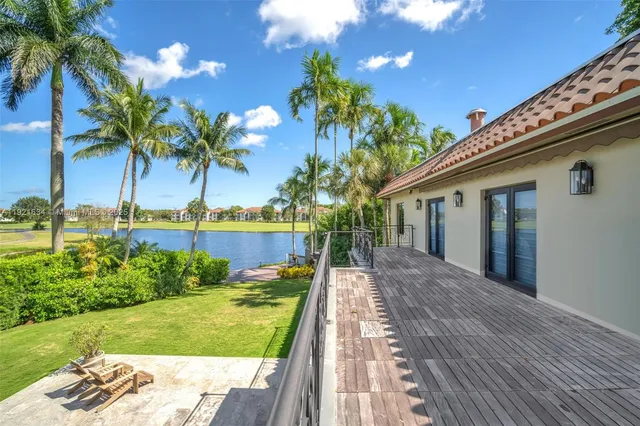 $4,995,000 | 2941 Fairway Drive, Hollywood, FL 33021