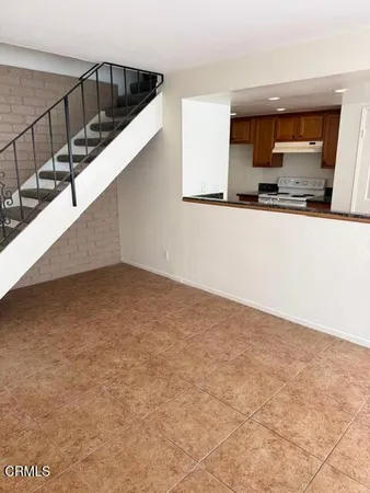 $2,575 | 1156 Chalmette Avenue, Ventura, CA 93003