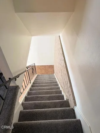 $2,575 | 1156 Chalmette Avenue, Ventura, CA 93003