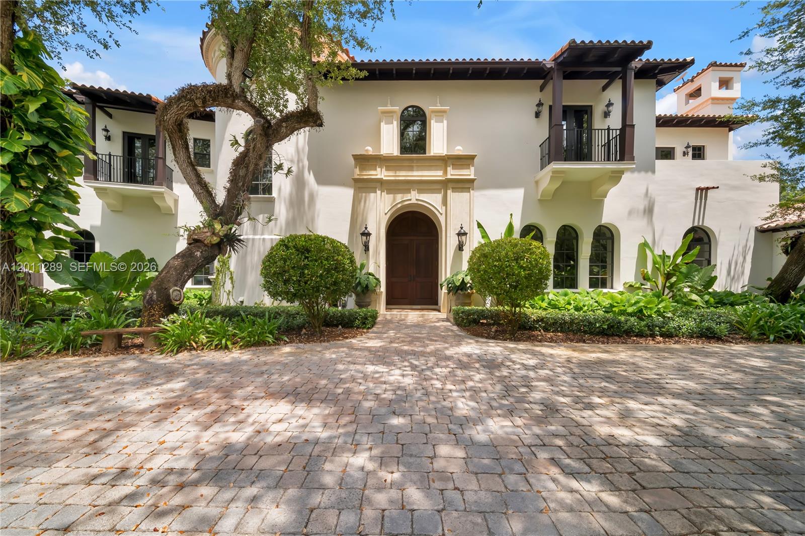8301 Southwest 53rd Avenue Miami, FL 33143 - Photo 3 of 80