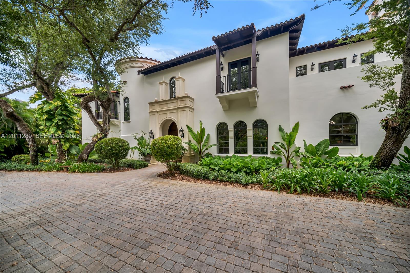 8301 Southwest 53rd Avenue Miami, FL 33143 - Photo 6 of 80
