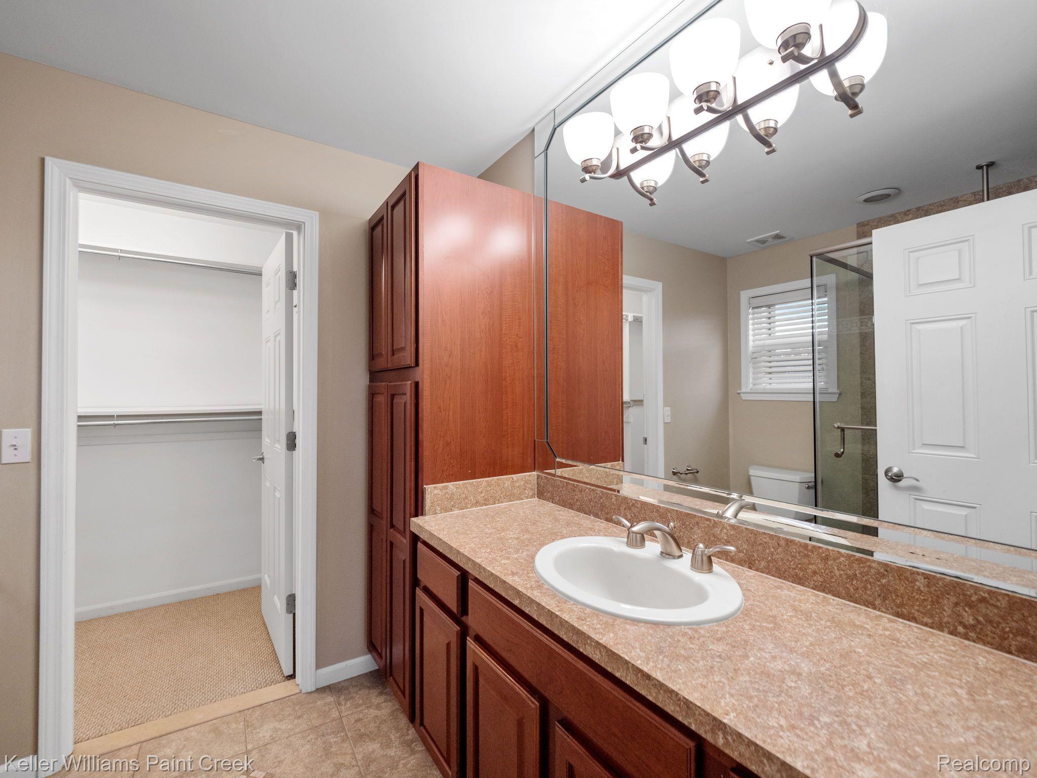 2928 Longview Avenue Rochester, MI 48307 - Photo 12 of 21 Gallery Image 12