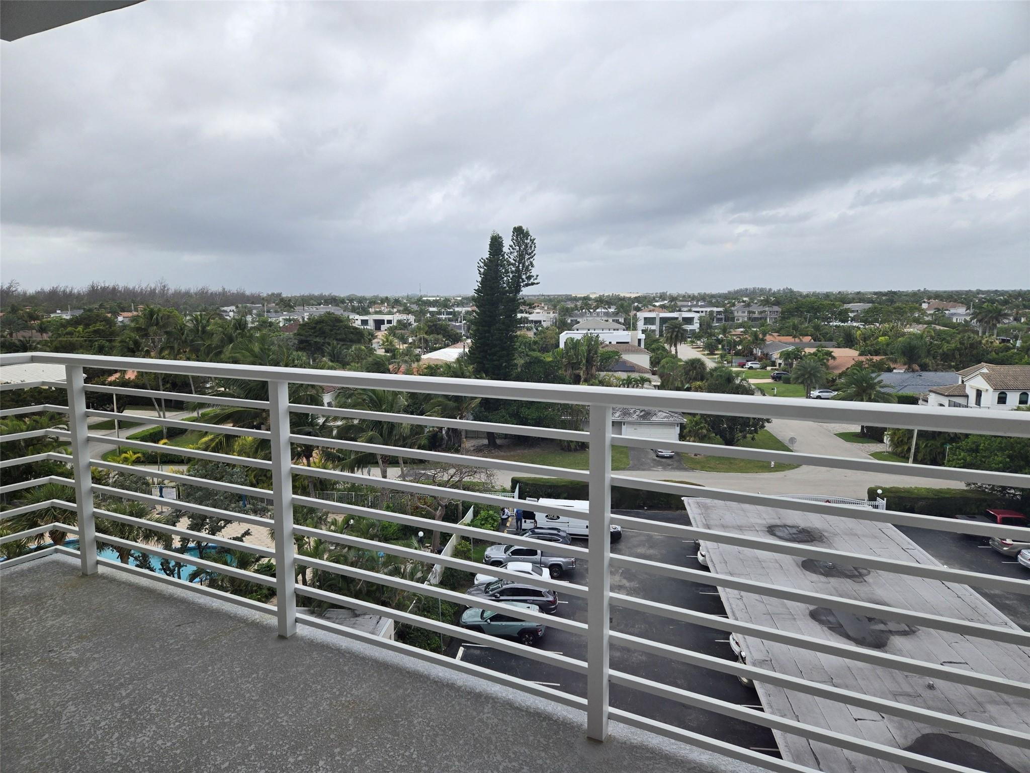 2851 South Ocean Boulevard, Unit 6D Boca Raton, FL 33432 - Photo 34 of 34 a view of a city