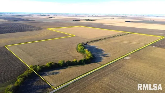 $1,788,000 | 1700 N Road, Charleston, IL 61920