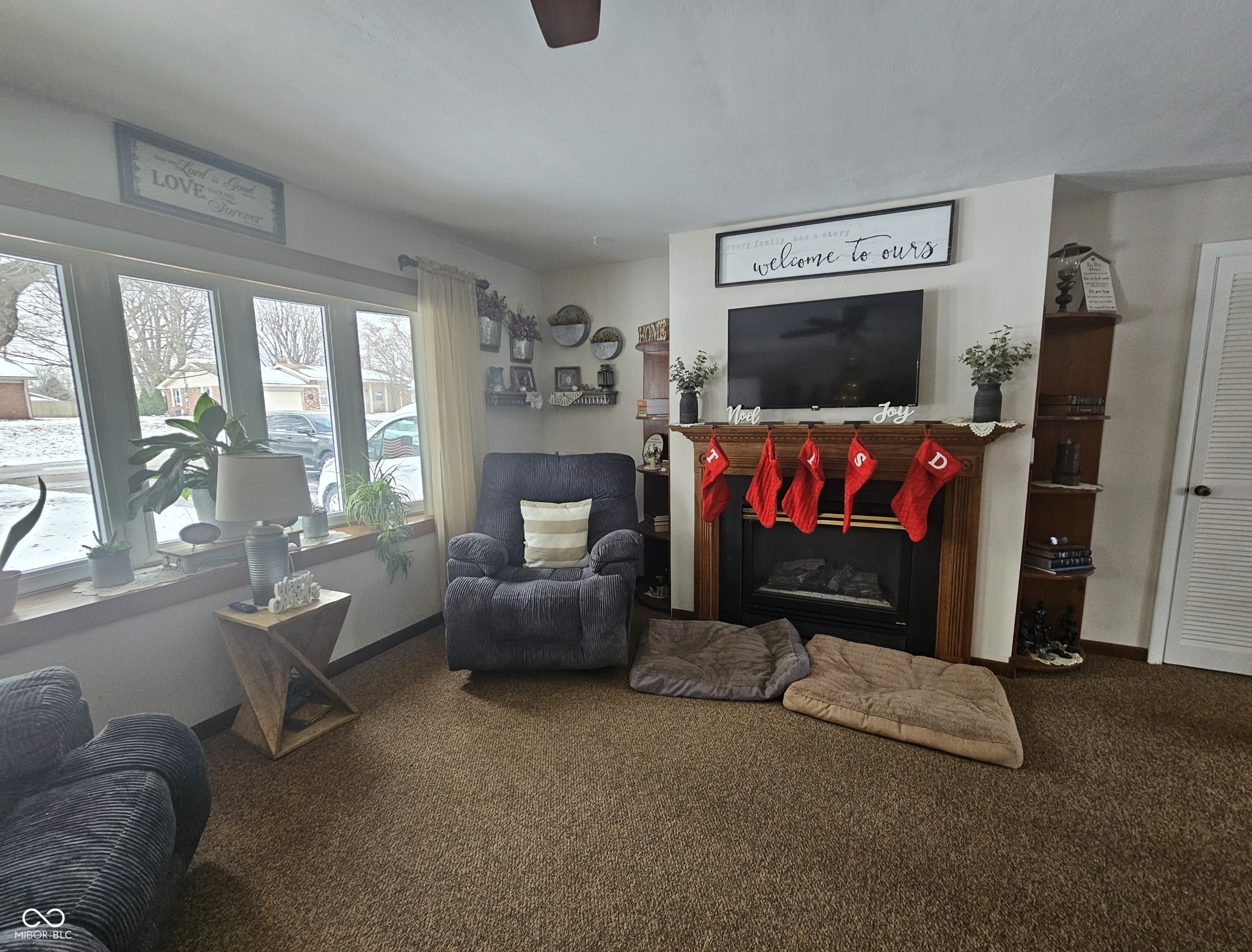 926 East Post Road Anderson, IN 46012 - Photo 6 of 32