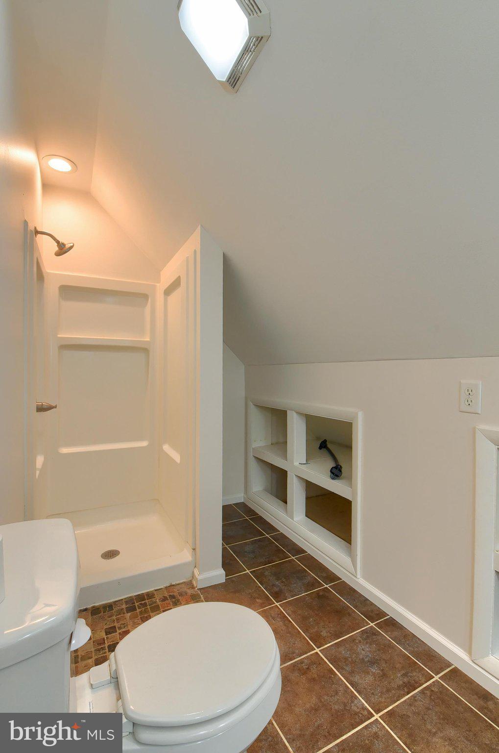 3740 Beagle Road Middletown, PA 17057 - Photo 27 of 70 a bathroom with a toilet and a shower