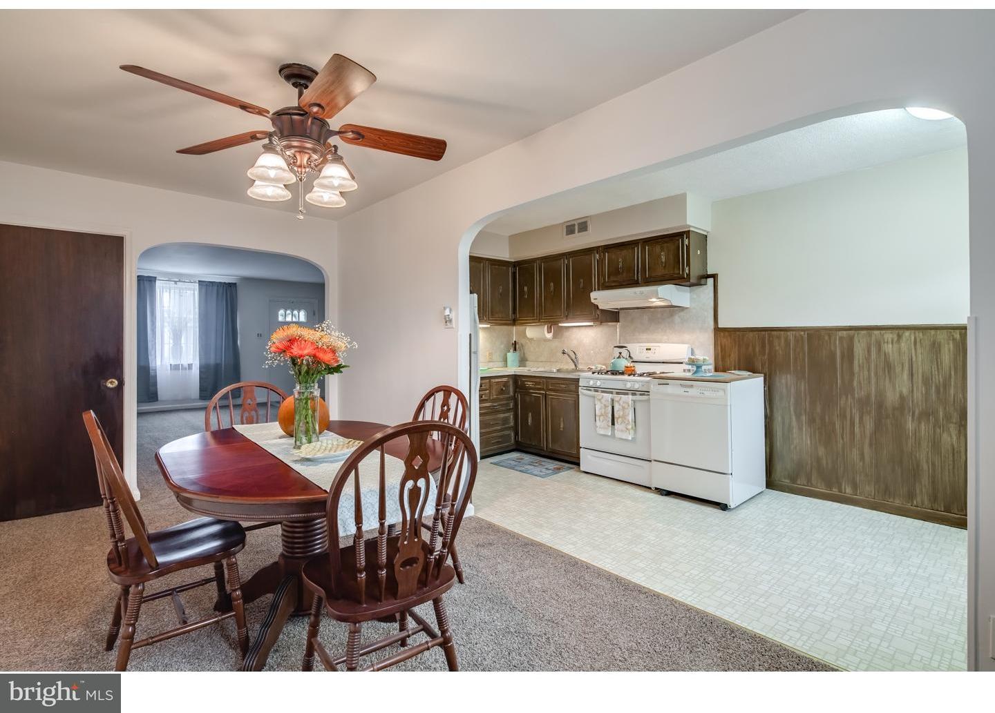 9045 Wesleyan Road Philadelphia, PA 19136 - Photo 6 of 18 Dining Room