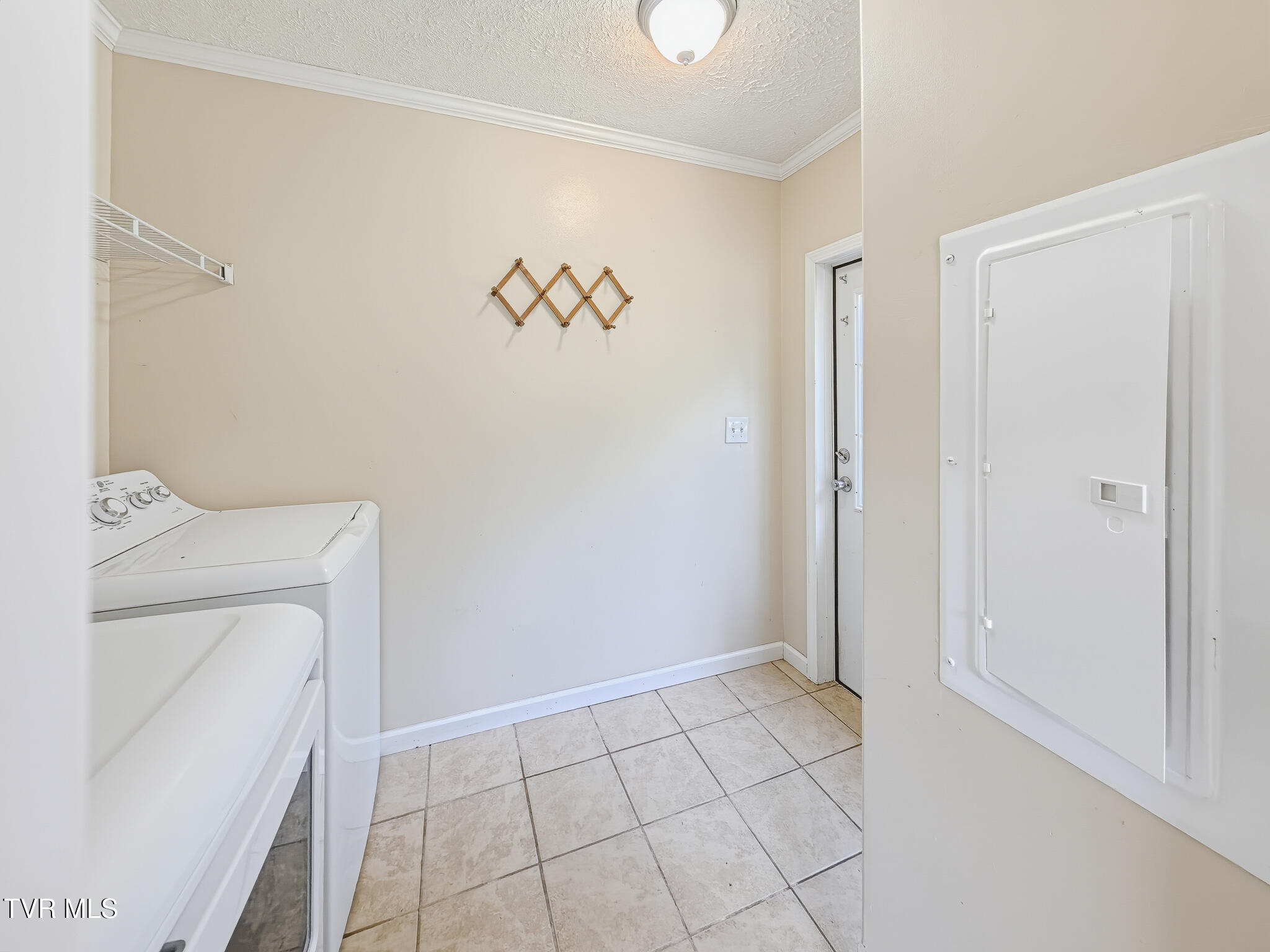 7214 Finney Road Honaker, VA 24260 - Photo 9 of 16 7214_Finney_Honaker-10