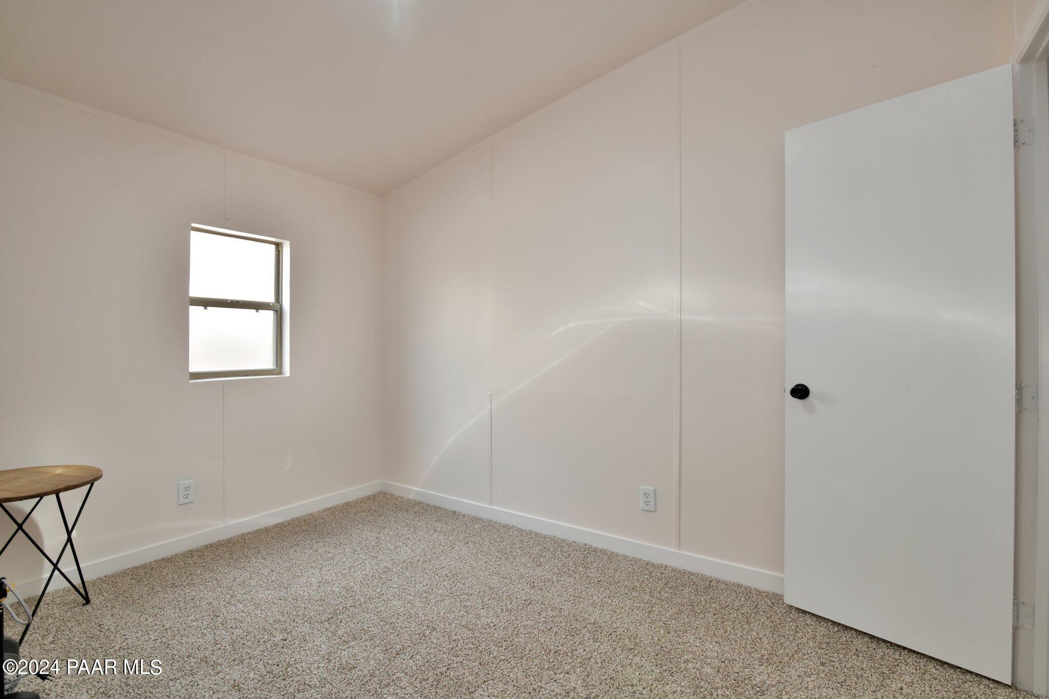 2507 Hilltop Road Prescott, AZ 86301 - Photo 13 of 21 16-web-or-mls-2507-hilltop-rd