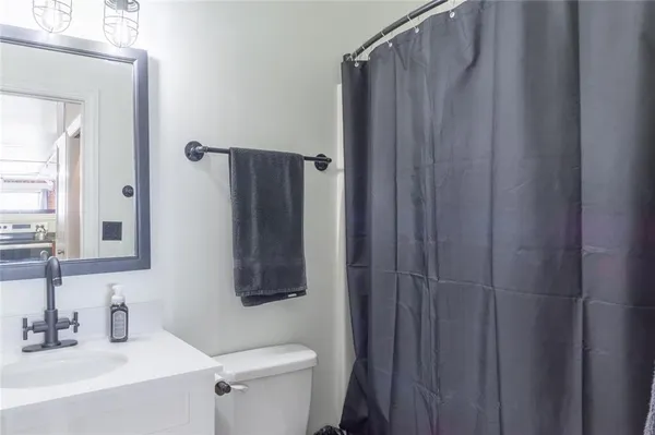 $169,900 | 700 Broadway Boulevard, Unit 509, Kansas City, MO 64105