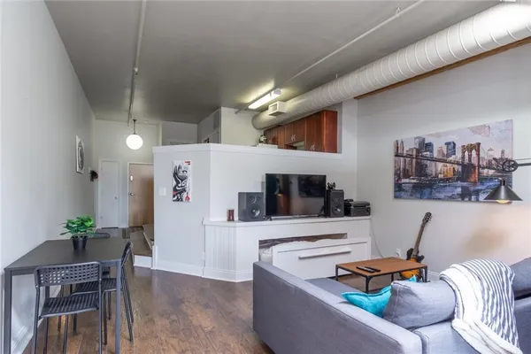 $169,900 | 700 Broadway Boulevard, Unit 509, Kansas City, MO 64105