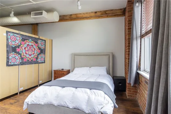 $169,900 | 700 Broadway Boulevard, Unit 509, Kansas City, MO 64105