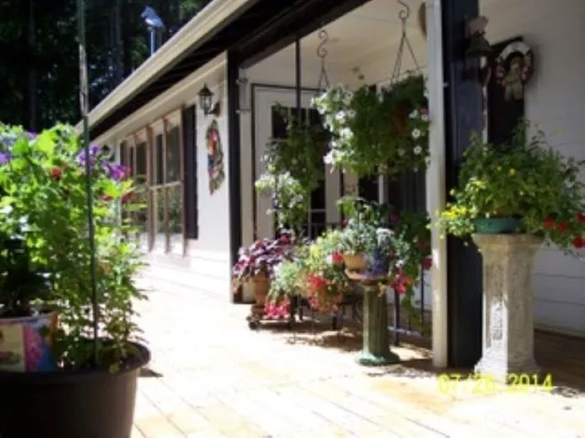 $900,000 | 50 North Beaver Place South, Hoodsport, WA 98548