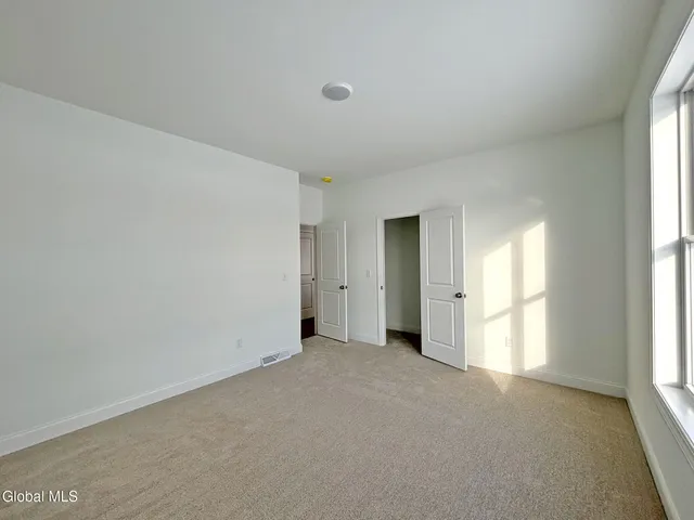 $778,054 | 15 Eastpointe Drive, Wilton, NY 12866