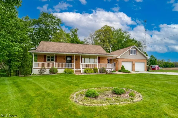 $299,900 | 2267 Bellflower Road, East Rochester, OH 44625