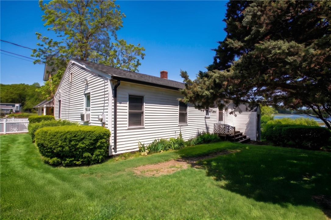 151 Conanicus Road Narragansett, RI 02882 - Photo 11 of 20