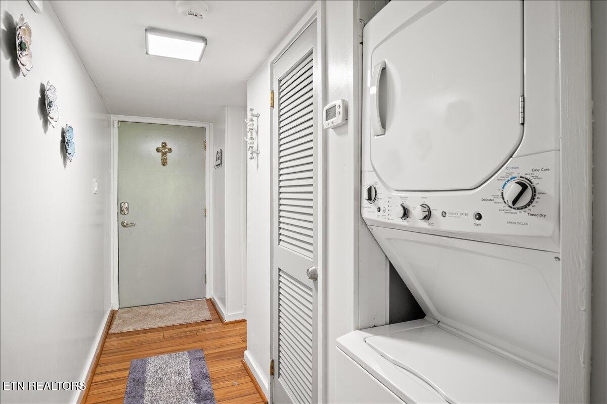 1081 Cove Road, Unit 922 Sevierville, TN 37876 - Photo 16 of 25 16-Hallway