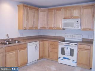 1058 Upper River Road Ewing, NJ 08628 - Photo 2 of 6