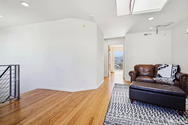 $1,395,000 | 473 Leland Avenue, San Francisco, CA 94134