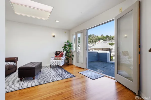 $1,395,000 | 473 Leland Avenue, San Francisco, CA 94134