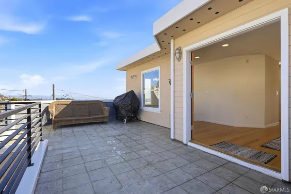 $1,395,000 | 473 Leland Avenue, San Francisco, CA 94134