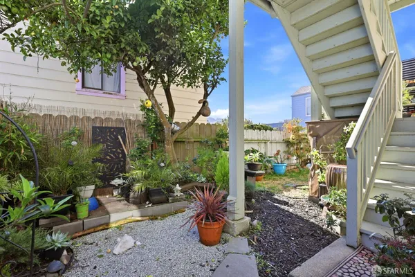 $1,395,000 | 473 Leland Avenue, San Francisco, CA 94134