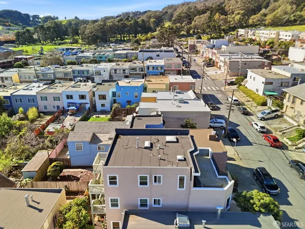 $1,395,000 | 473 Leland Avenue, San Francisco, CA 94134