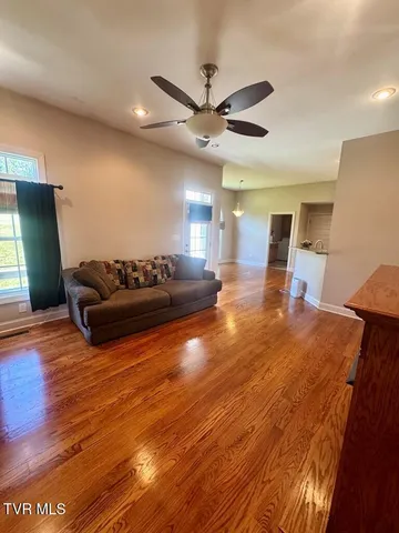 $434,900 | 32482 Spring Crest Drive, Glade Spring, VA 24340