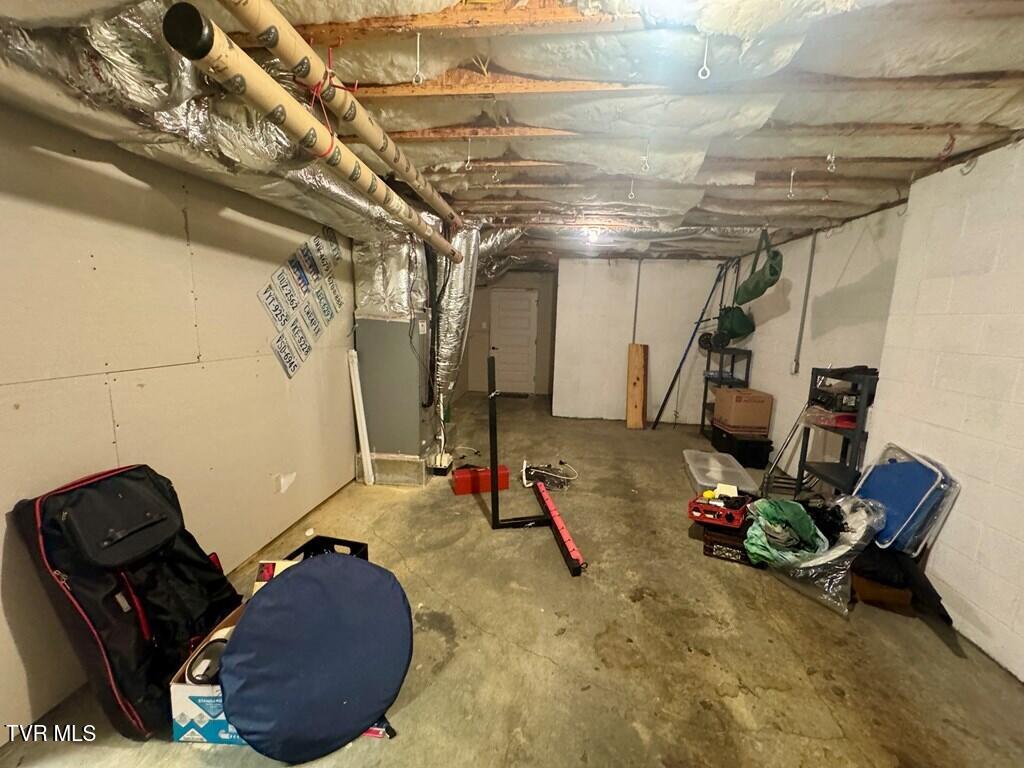 32582 Spring Crest Drive Glade Spring, VA 24340 - Photo 34 of 50 103637_1