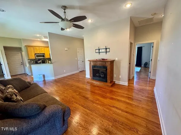 $434,900 | 32582 Spring Crest Drive, Glade Spring, VA 24340