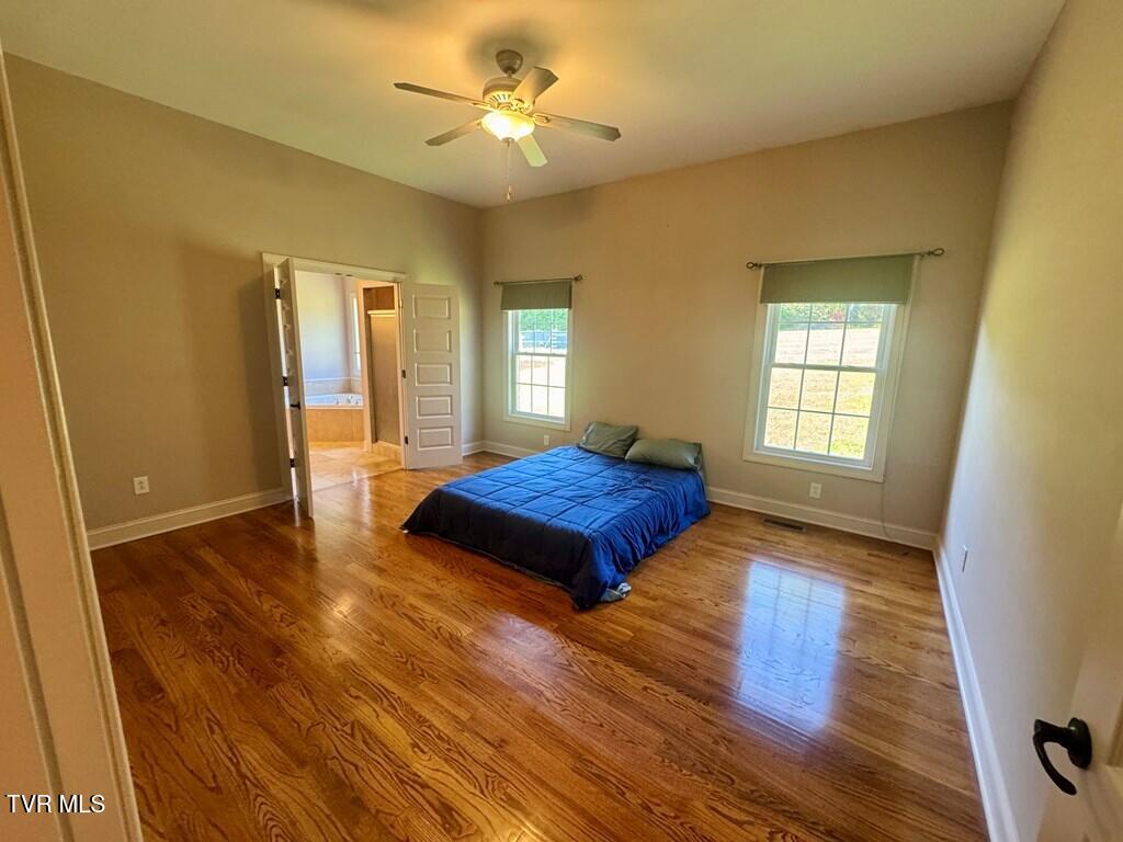 32582 Spring Crest Drive Glade Spring, VA 24340 - Photo 5 of 50 103637_22