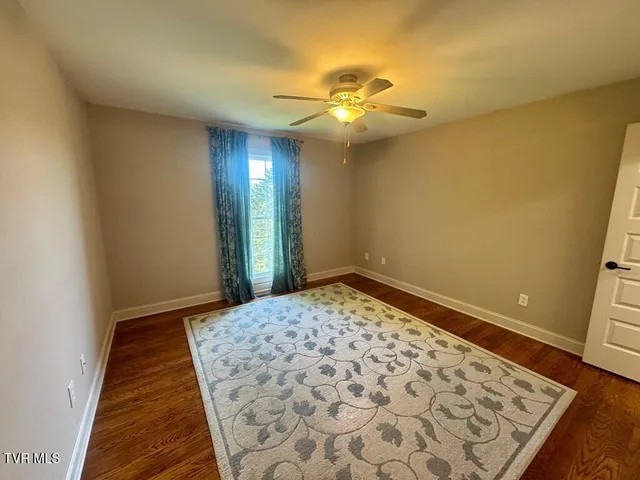 $434,900 | 32482 Spring Crest Drive, Glade Spring, VA 24340