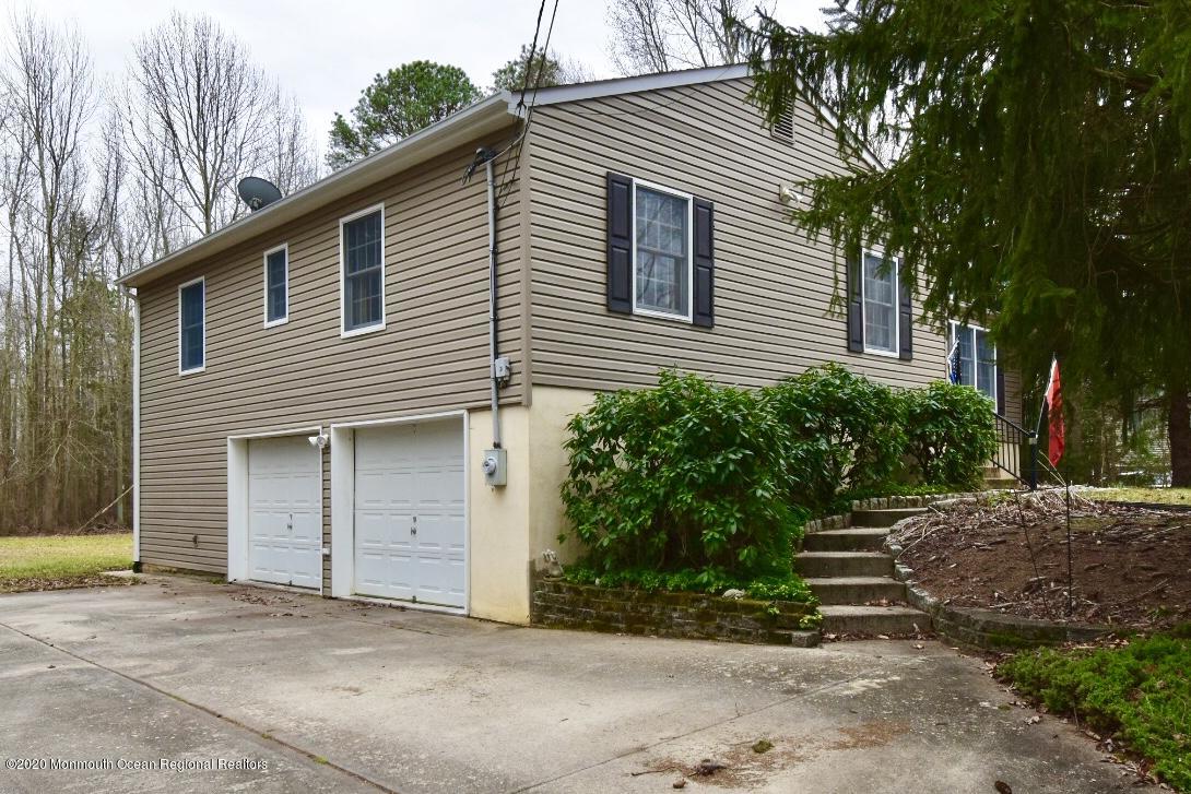 146 Long Swamp Road New Egypt, NJ 08533 - Photo 23 of 25 02A677B3-BE69-4432-87B0-64FAE7D7381A