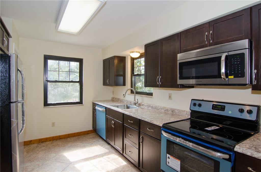 450 Ryndwood Road Pittsburgh, PA 15237 - Photo 5 of 25 Gallery Image 5