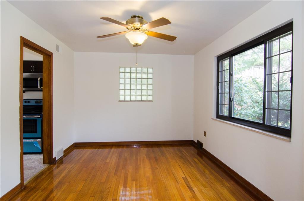 450 Ryndwood Road Pittsburgh, PA 15237 - Photo 9 of 25 Gallery Image 9