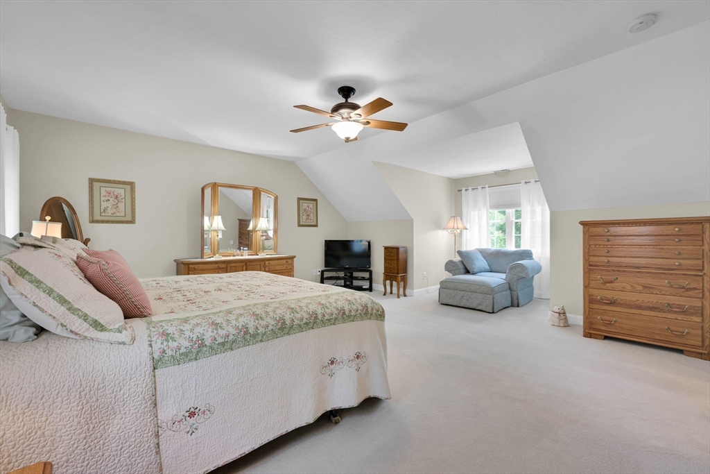 109 McGilpin Road Sturbridge, MA 01566 - Photo 25 of 38 Gallery Image 25