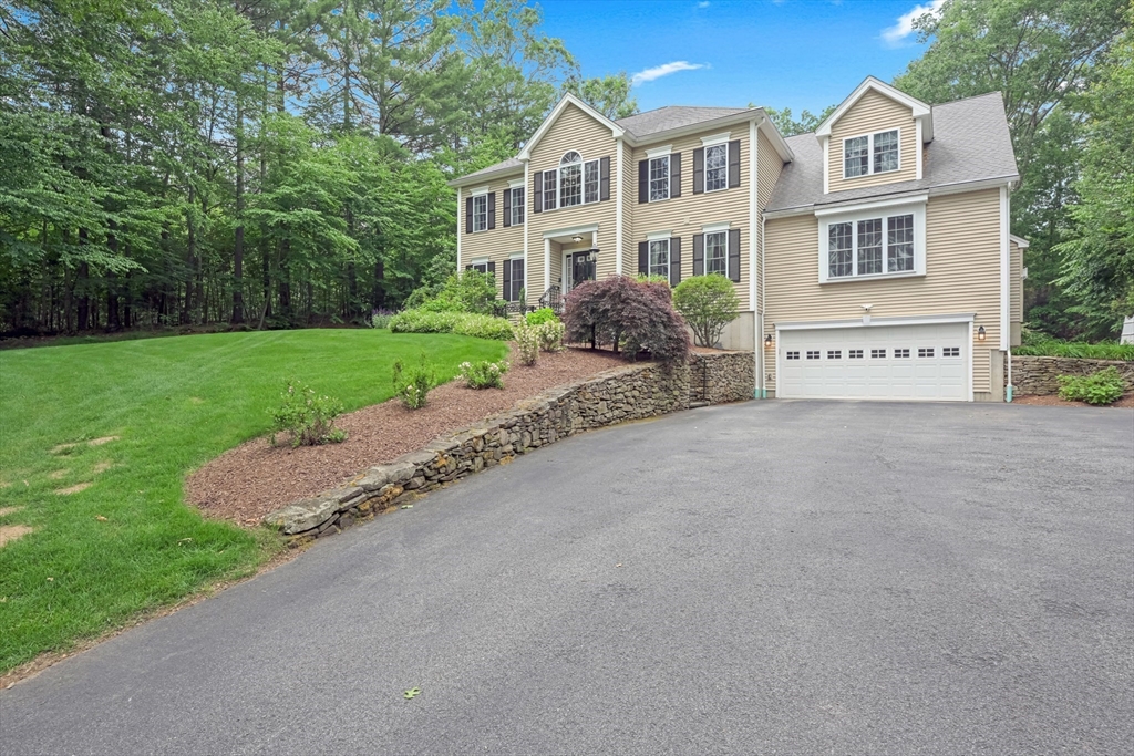 109 McGilpin Road Sturbridge, MA 01566 - Photo 3 of 38 Gallery Image 3
