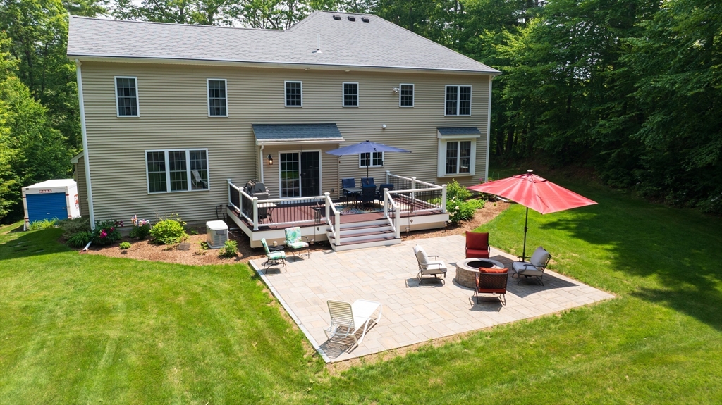 109 McGilpin Road Sturbridge, MA 01566 - Photo 5 of 38 Gallery Image 5