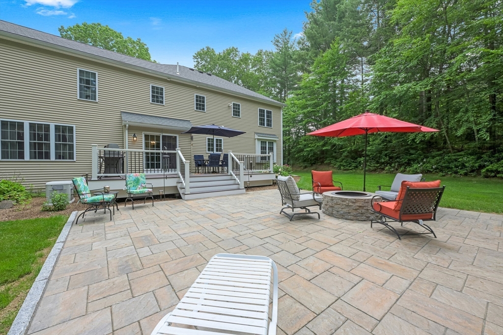 109 McGilpin Road Sturbridge, MA 01566 - Photo 6 of 38 Gallery Image 6