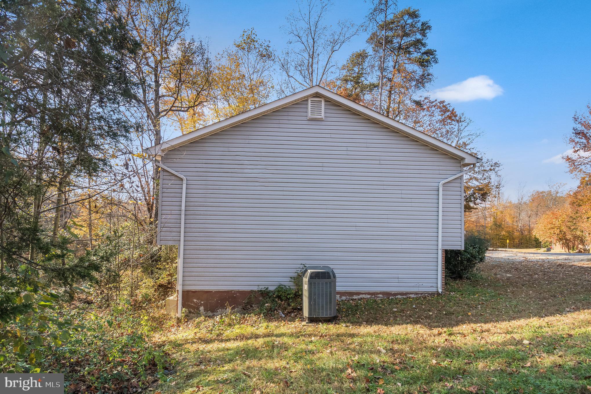 4814 Harrison Road Fredericksburg, VA 22408 - Photo 25 of 27 Gallery Image 25
