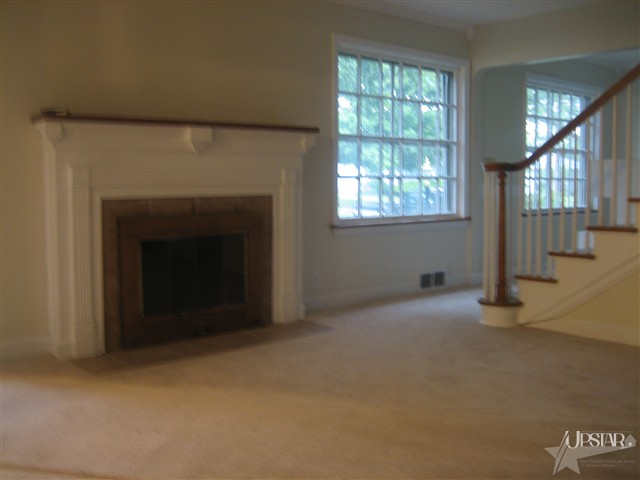110 North 10th Street Decatur, IN 46733 - Photo 3 of 14