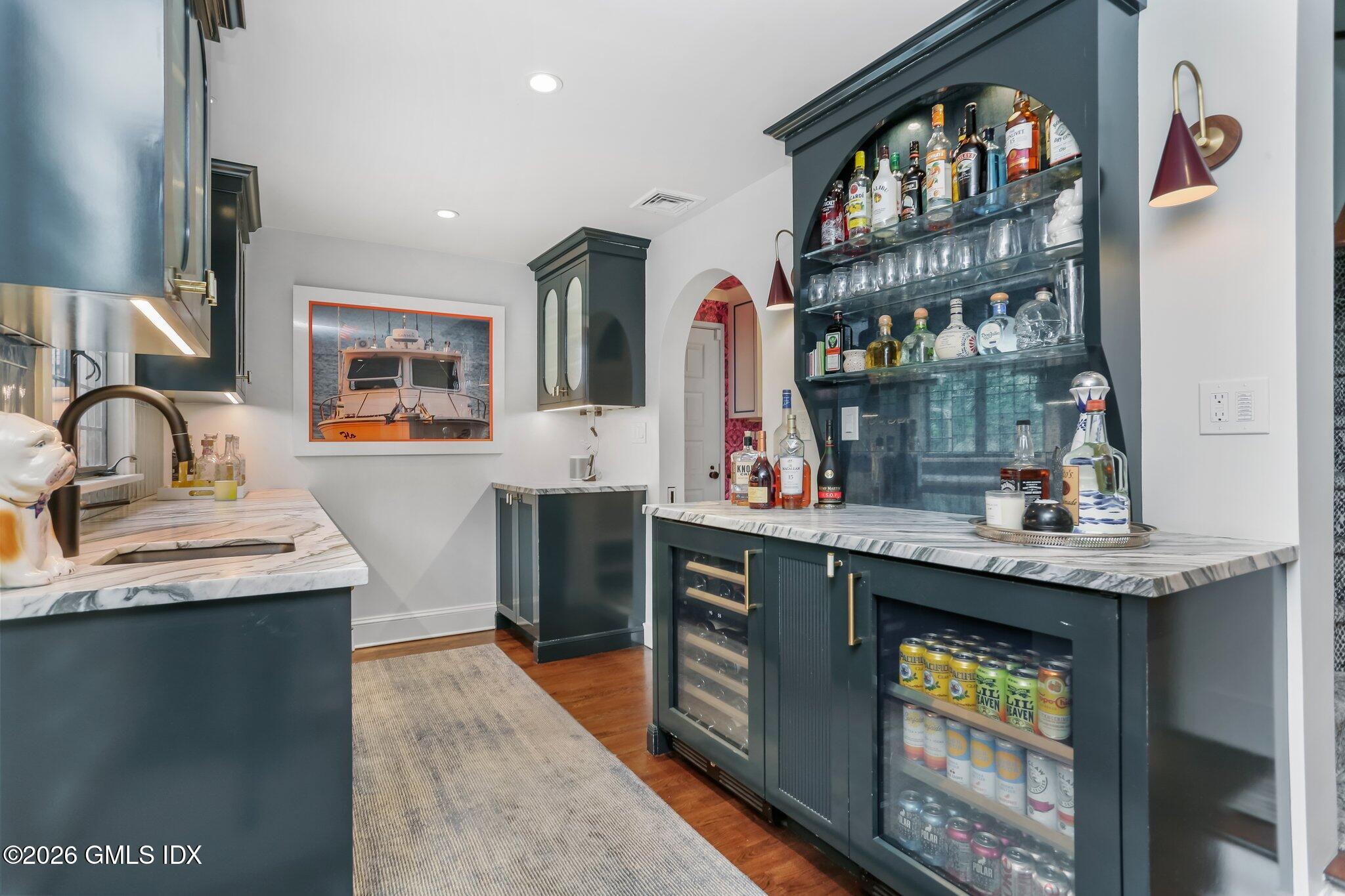 184 Stanwich Road Greenwich, CT 06830 - Photo 18 of 50 25-web-or-mls-184-stanwich-rd