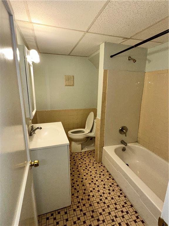 1663 Suburban Avenue, Unit 2 Pittsburgh, PA 15216 - Photo 8 of 10