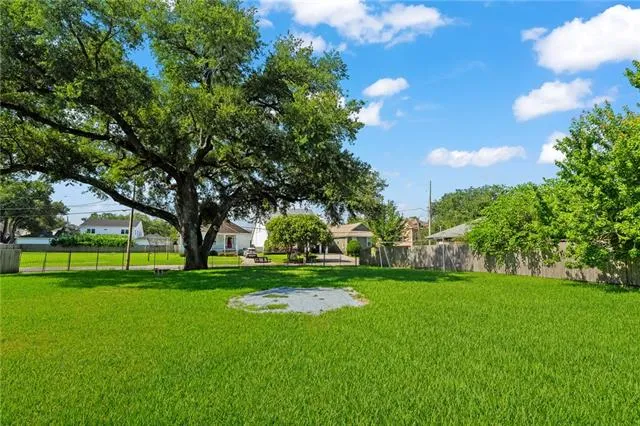 $265,000 | 337 Stafford Place, New Orleans, LA 70124