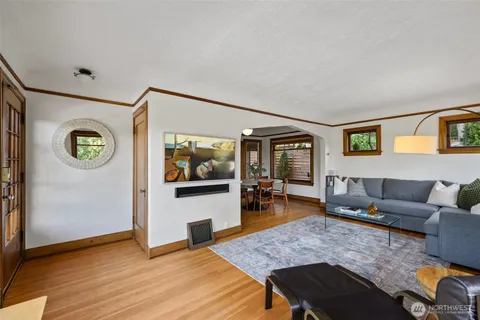 $1,149,900 | 5505 Seward Park Avenue South, Seattle, WA 98118