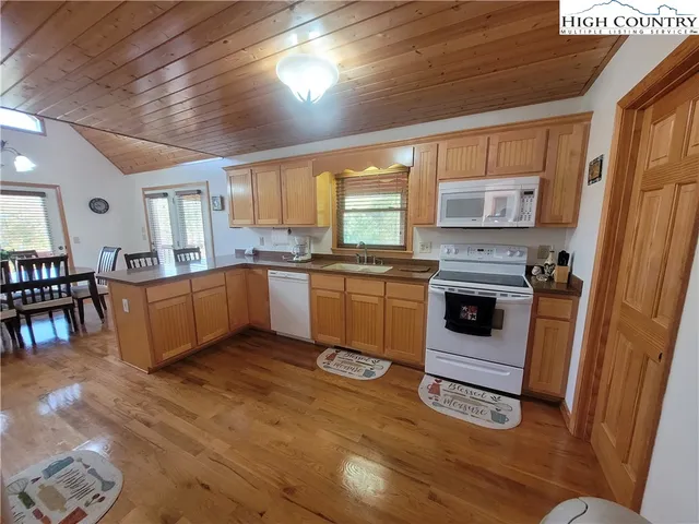 $449,000 | 120 New Ridge Lane, Piney Creek, NC 28663