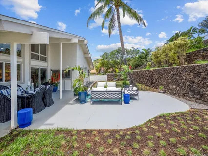 $1,555,000 | 1200 Mokuhano Street, Honolulu, HI 96825